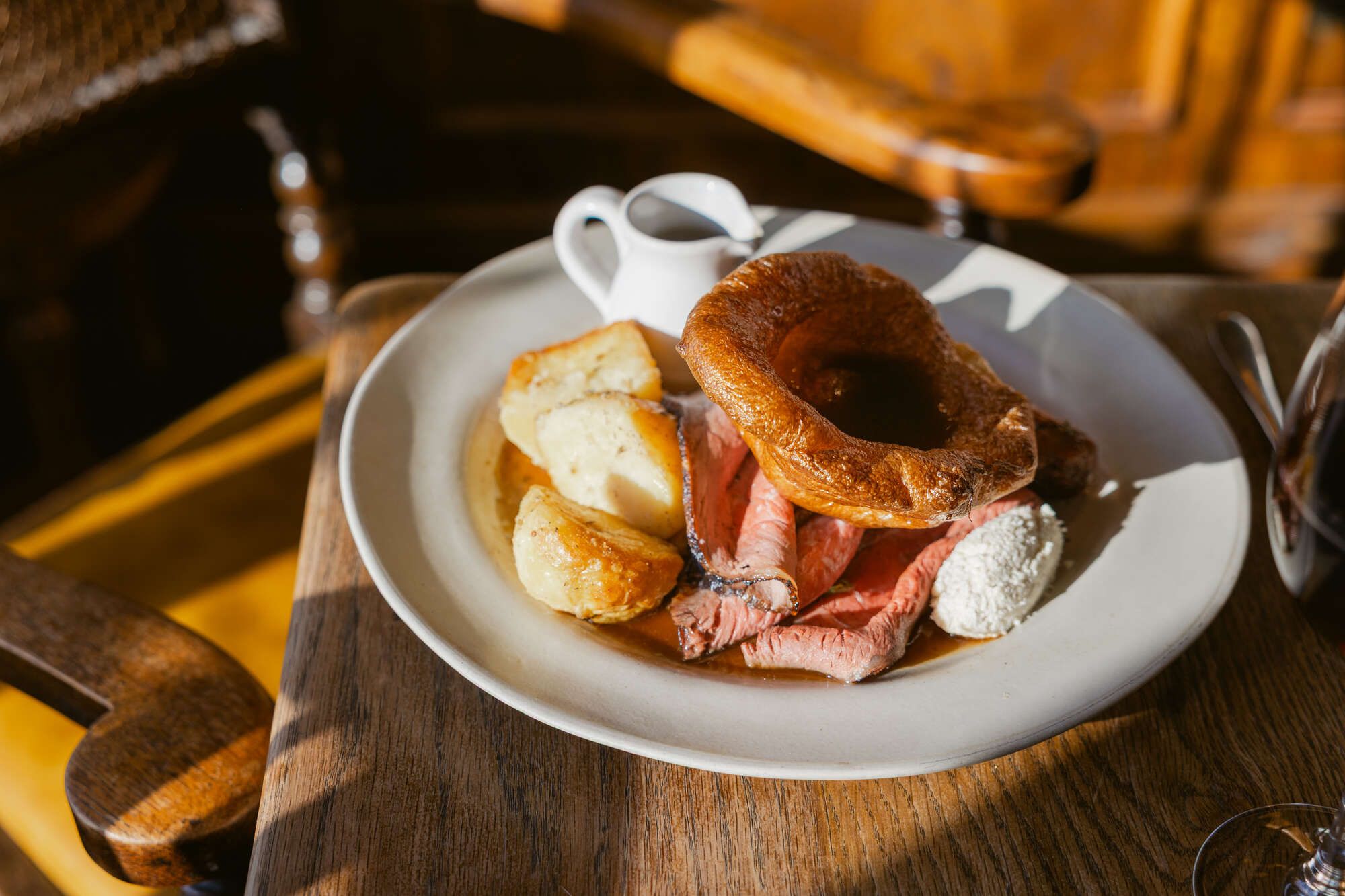 Sunday roast beef with Yorkshire puddings, roast potatoes & gravy